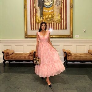 Meet your Posher, Posh